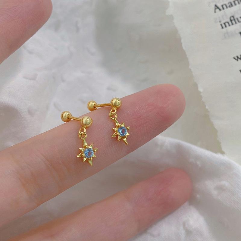 Simple Eight-pointed Star Earrings for Women  Light Luxury  Personalized  Fashionable and Versatile  No Need To Remove Earrings