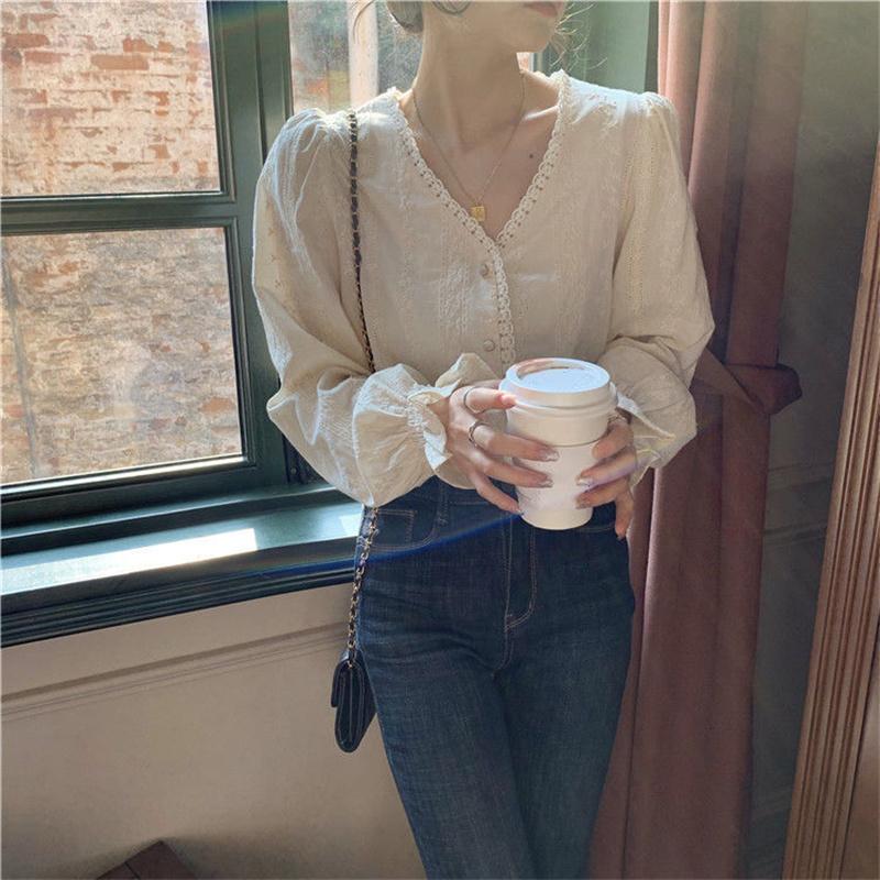 Dámské topy 2022 jaro Nový francouzský design Smysl pro všechny Košile s dlouhým rukávem Krajkové Blusony s výstřihem do V Mujer De Moda Verano
