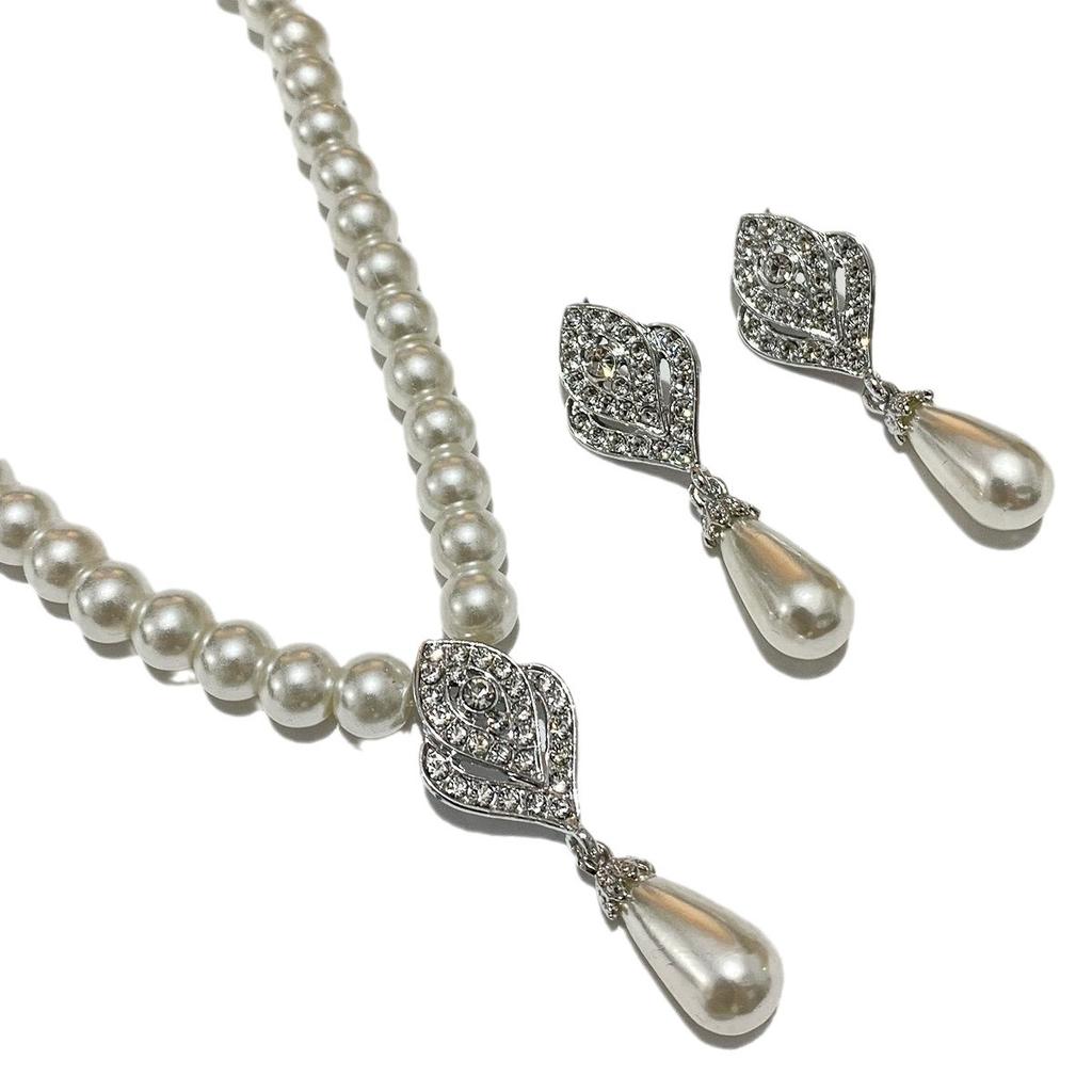 Fashion New Niche Pearl Necklace Earrings Simple Jewelry Set Diamond Hollow Pendant Pearl Bride