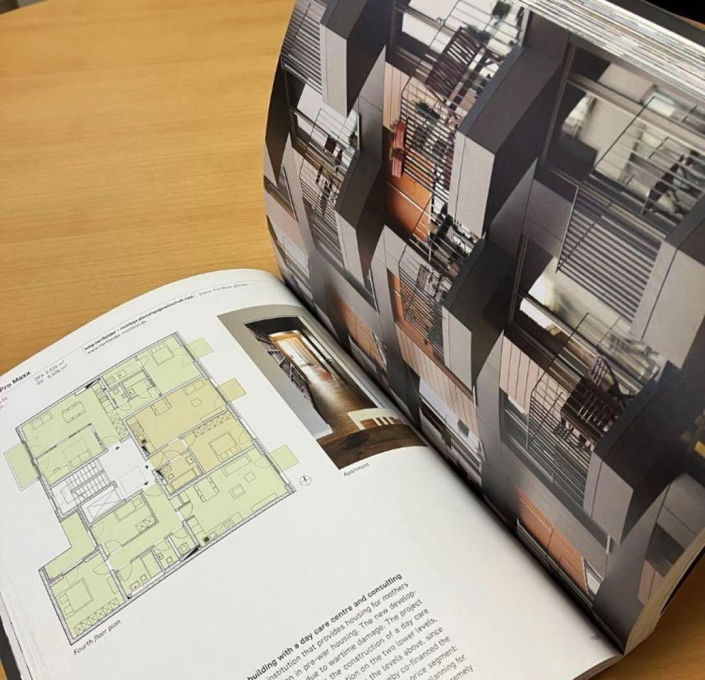 [USED] Foreign Books BUILDING BERLIN, VOL. 8 Berlin Architecture, Apartment Buildings, etc.