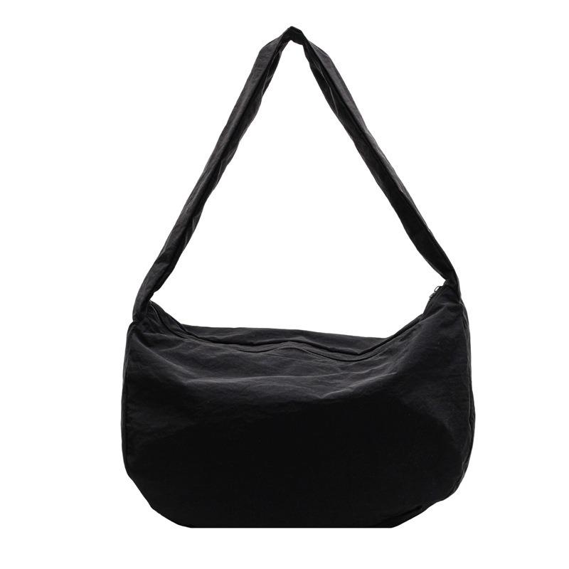 Nylon cloth bag messenger bag new versatile dumpling bag simple versatile large capacity class shoulder bag