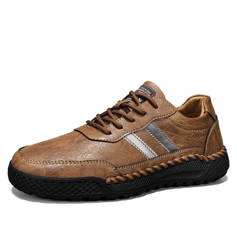 Handmade Leather Men Shoes Fashionable Lightweight Casual Outdoor Hiking Shoes High-quality Soft Soled Driving Low Cut Men Shoe