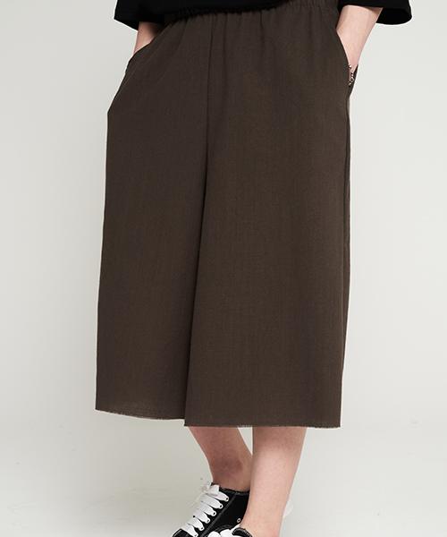 TENER Linen Baggy 9 Bendable Pants Khaki