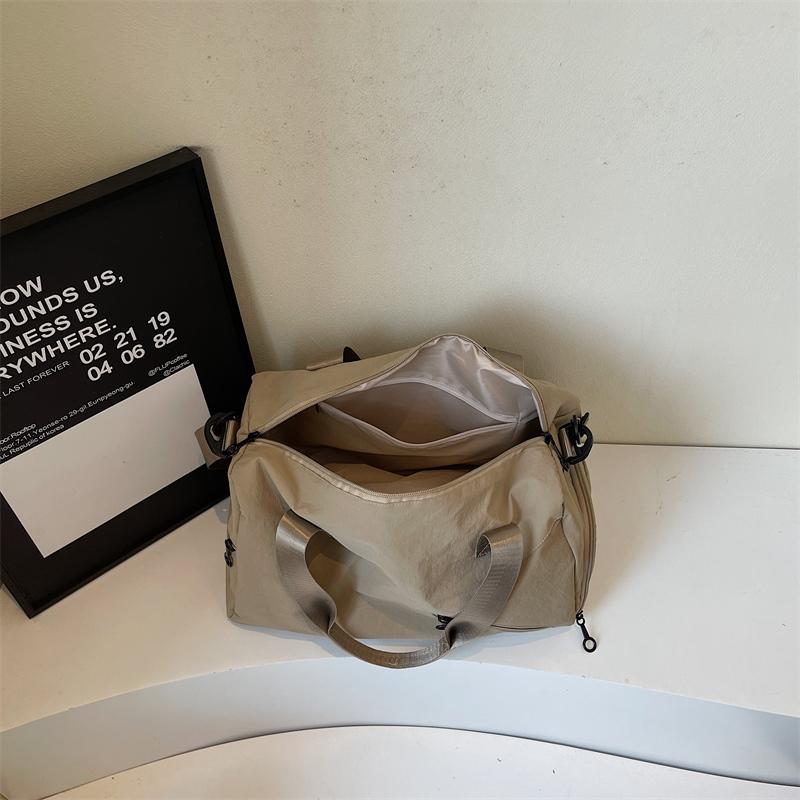 Women's Large Capacity Tote Bag Student Class Shoulder Bag Commuter Travel Bag Storage Bag