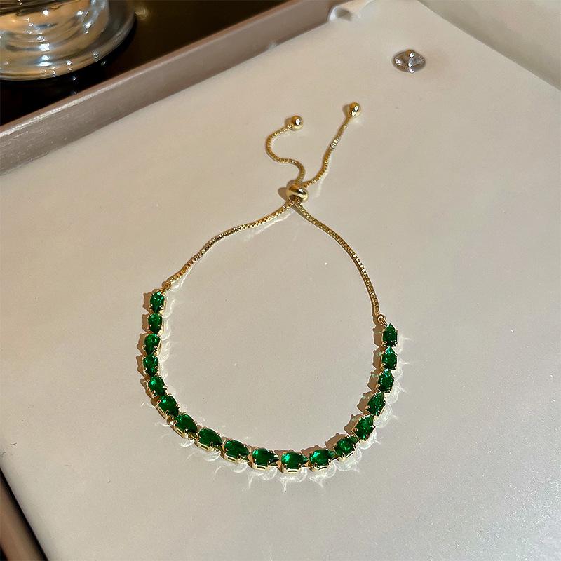 Elegante Ohrringe mit französischen Zirkonperlen - Echtsilber vergoldet, luxuriöse Ohrstecker für Frauen