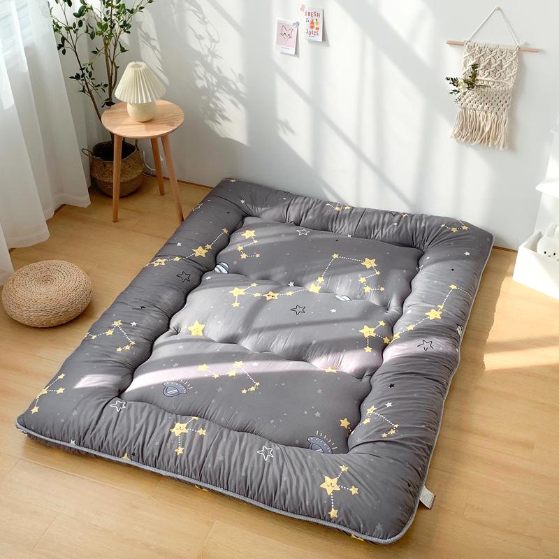 Thickened Tatami Floor Mattress - Foldable Sleeping Mat for Living Room or Bedroom