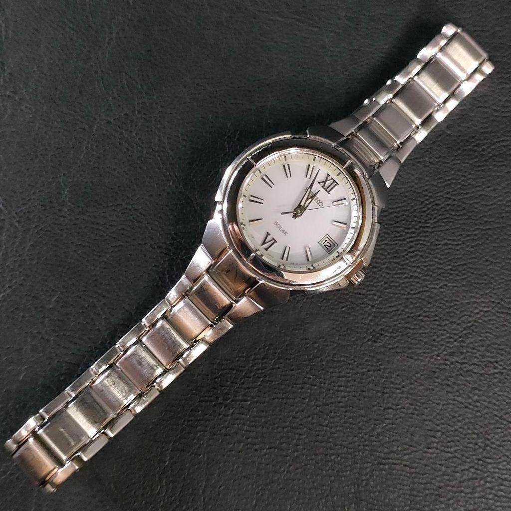 [USED] SEIKO V187 White Silver Solar Women's Watch