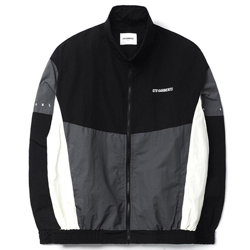 Japanese and Korean weak heroes have the same style, Wenxing Yi Jackson Yee star has the same QT8 color matching windproof and waterproof jacket
