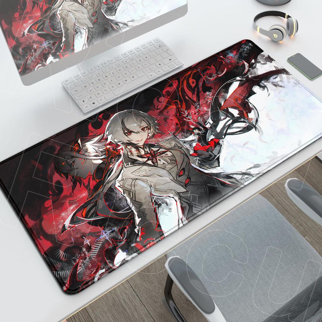 Genshin Impact Arlecchino Mouse Pad HD Grande per Computer Uffici Accessori Antiscivolo Anime Durevole Deskmat Bordo Bloccato Tappeti per Tastiera