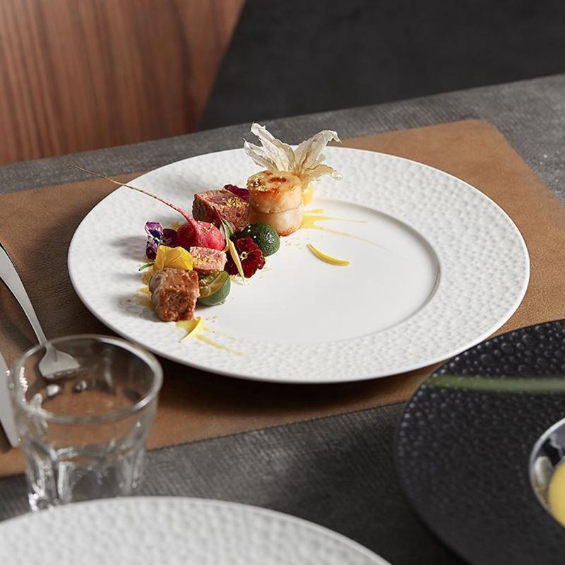 Retro PU Kožené Podložky pod Nádobí Vodotěsné a Olejoodolné Stolní Podložky Západní Restaurace Tepelně Izolační Podložky