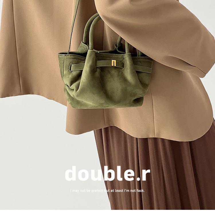 Sametová sluneční taška: Nová 2024 Ruční a Ramenní Crossbody pro Ženy