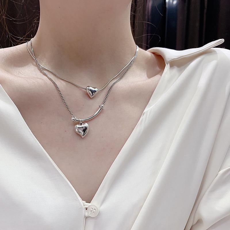 Korean Style Retro Love Heart Necklace - Trendy, Simple Clavicle Chain for Women's Fashion