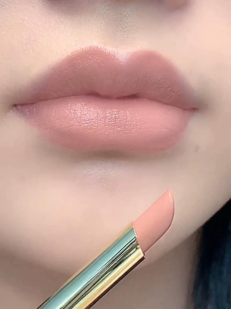 White Peach Cinnamon Milk Tea Any Lip Color Lipstick Raincoat