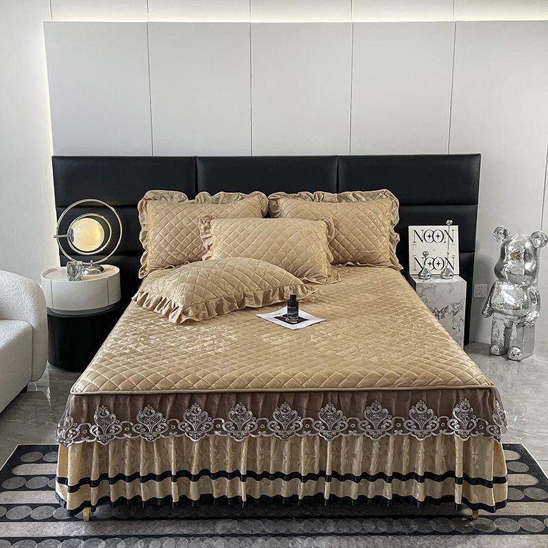 

Кружевной стеганый комплект из трех предметов: юбка для кровати из хрустального бархата для тепла осенью и зимой, коралловое покрывало, утолщенное флисовое покрывало, защитный чехол, постельное белье 150*200CM