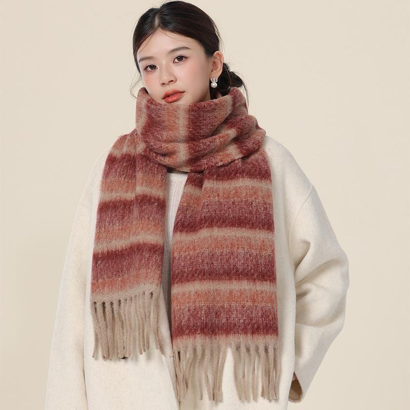 New Korean Version Versatile Fashion High-value Scarf Women's Cold Proof Neck Protection Light Luxury Shawl Scarf