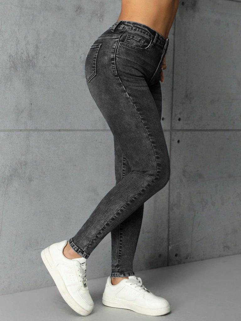 European Women's Fashion: Elastic Slim-Fit Denim Tapered Pants