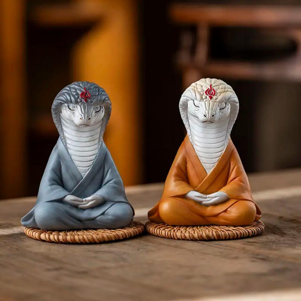 

Ancient Style Fortune Snake Figurine Cute New Year Python Statue Party Supplies білий