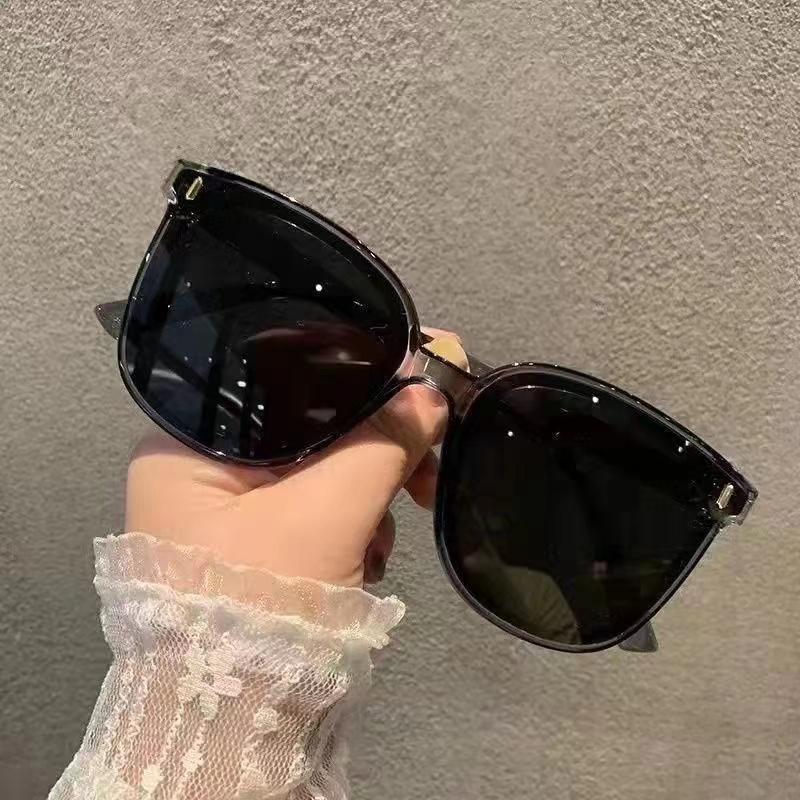 Fashionable Sunscreen Large Frame Sunglasses