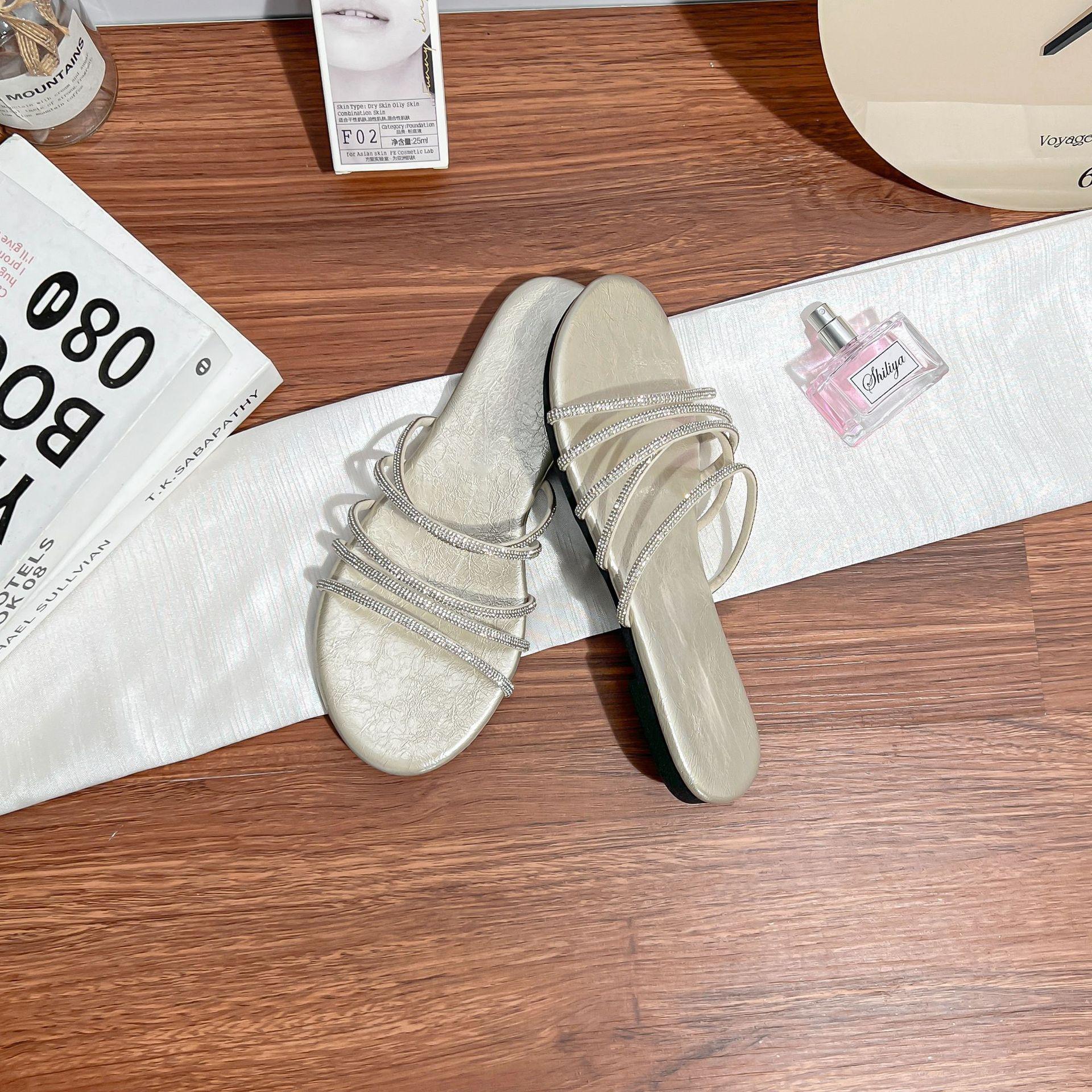 

Flat-soled sandals for women, high-end outer wear, summer versatile one-word strap, rhinestone cool slippers, fairy, wind sandals for women 35