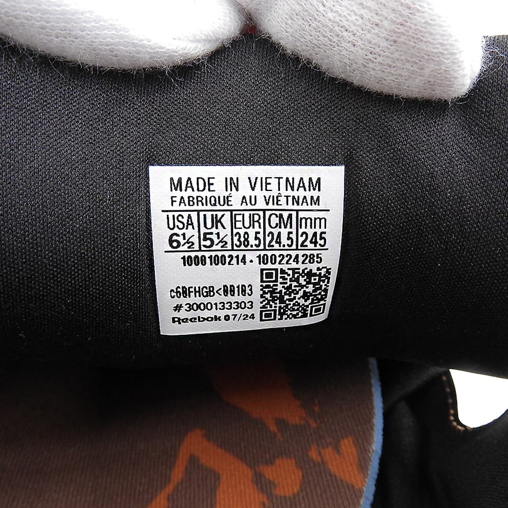 Reebok Koshi Inaba Magma Instapump Fury Sneakers, Women's, Black/Yellow, Size 9.6" shoes 6 1/2(US) black/yellowUsed