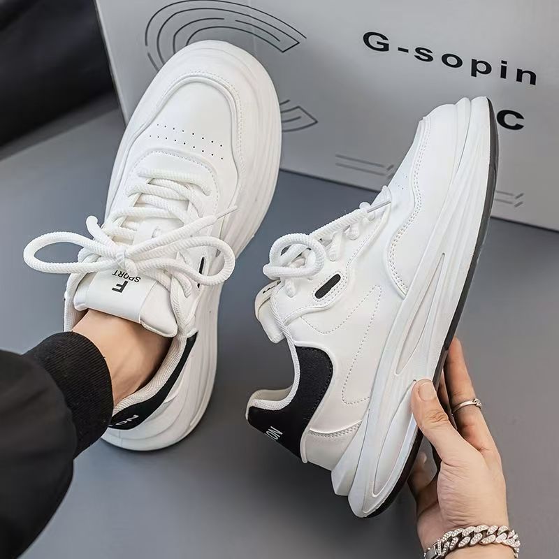 Men's Shoes New Spring Light White Shoes Board Shoes Trendy Versatile Fashionable and Breathable Teenager Niche Trendy Shoes