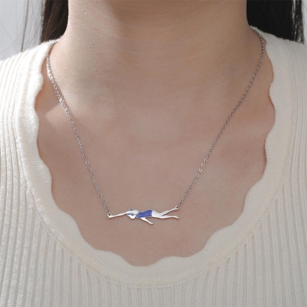 Druppelolie Zwemmend Meisje Hanger Kettingen Roestvrij Staal Zwemactie Ketting voor Vrouwen Zwemmer Sieraden Cadeau