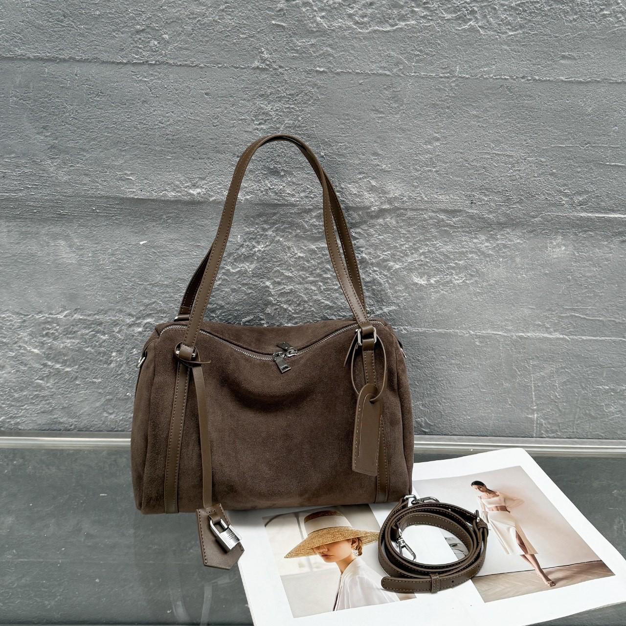

2025 Frosted Cowhide Boston Bag: Large Capacity Women s Versatile Shoulder Handbag 33*14*25 cm