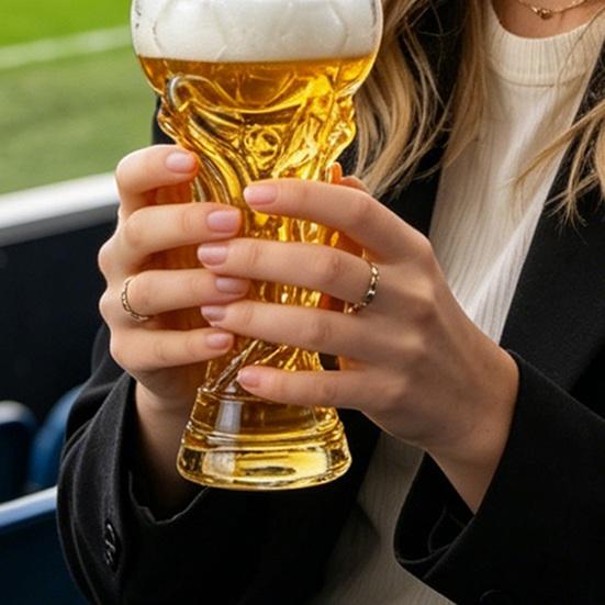 Soccer Beer Glass, Large Capacity Football Mug, Heavy Duty Clear Pint Cup for Craft Beer, Home Bar Party Gift for Fans