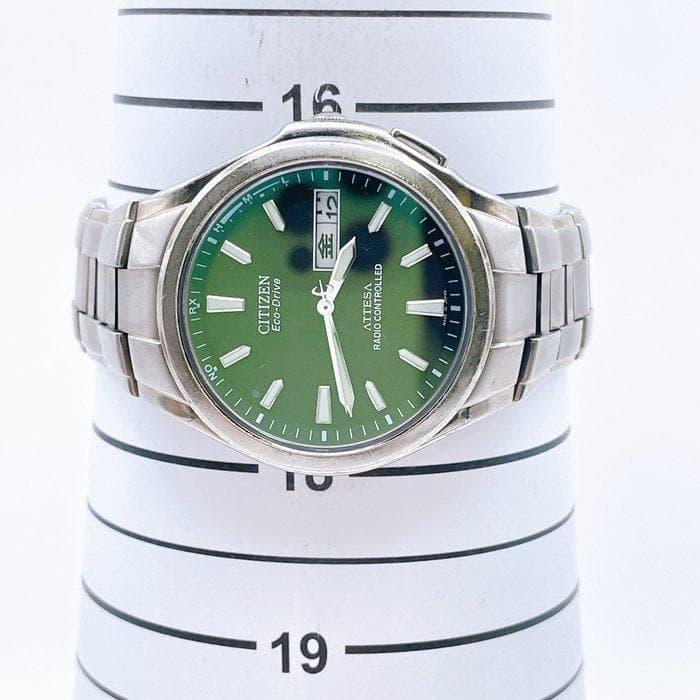 Used Working Item, Citizen Wristwatch, Black Dial, Eco-Drive, Radio-Controlled, Beautiful Condition
