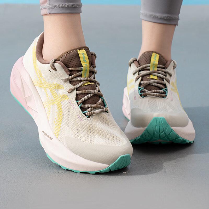 ASICS NOVABLAST Women s Running Shoes EU 37.5