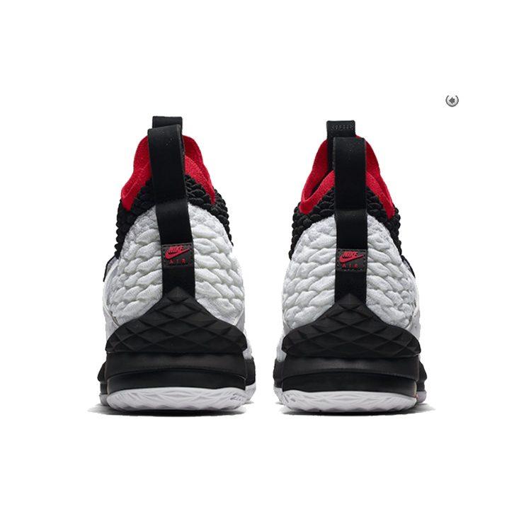 Nike LeBron 15 Diamond Turf AO9144-100