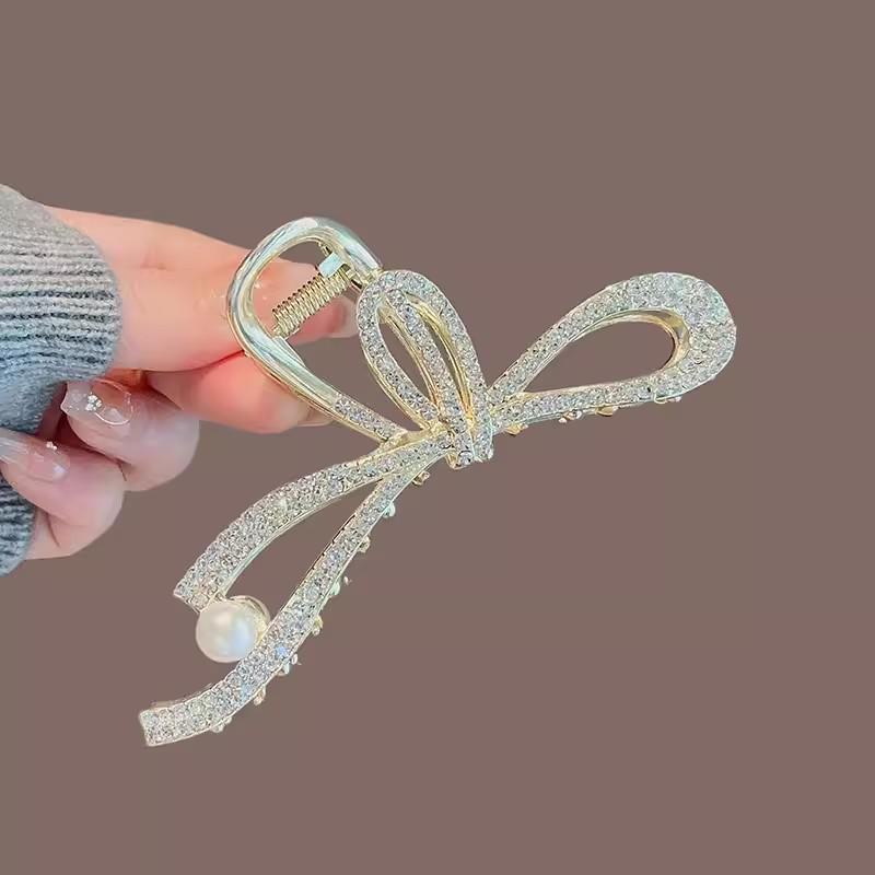 High-End Women's Rhinestone Hair Shark Clip - Large, Stylish, and Trendy Hairpin