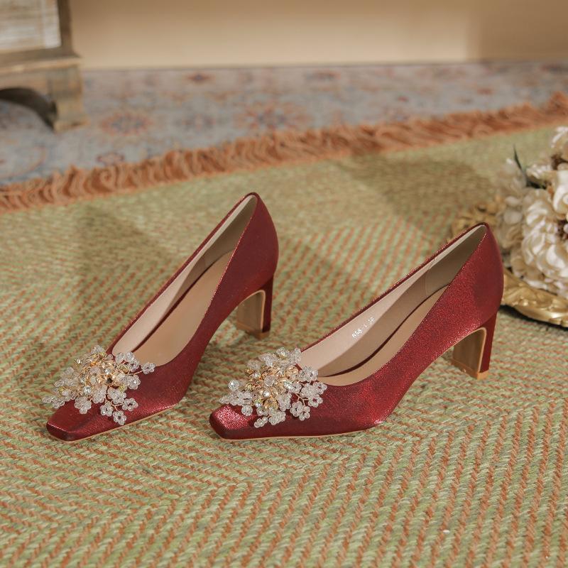 Red Square Head Wedding Shoes Women's New Satin Thick Heel High Heels Xiuhe Not Tired Feet Wedding Shoes Low Heel Bride Shoes