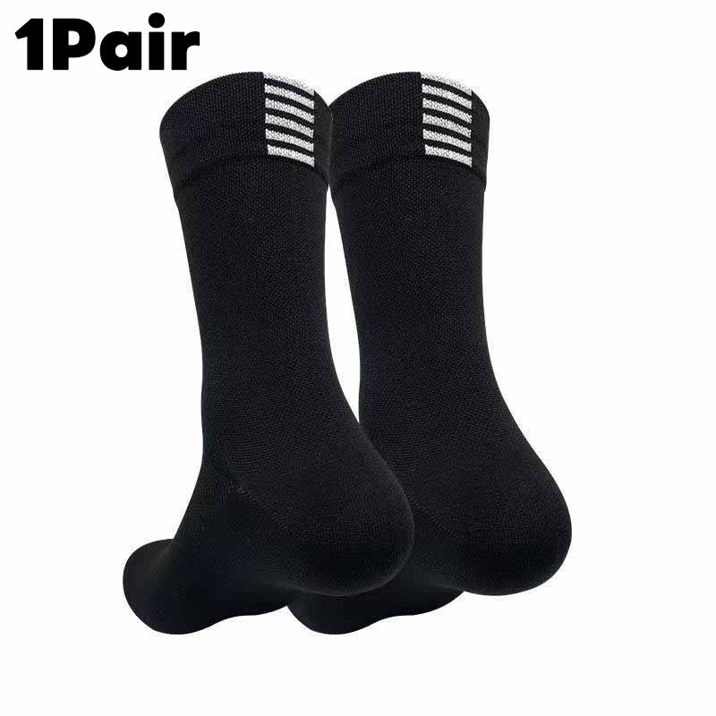 

Unisex Long Tube Sports Socks Fashionable Stripes Soft Comfortable Sweat Absorbing Breathable All Season Basketball Casual Socks One Size чорний