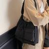 Korean version of fashion casual shoulder bag 2025 new multi-pocket drawstring bucket bag versatile girl lightweight messenger bag
