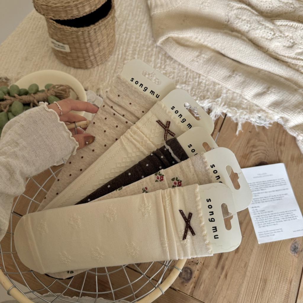 Ladies Fall Fashion New Style Bow Lace Mid Tube Stack Socks