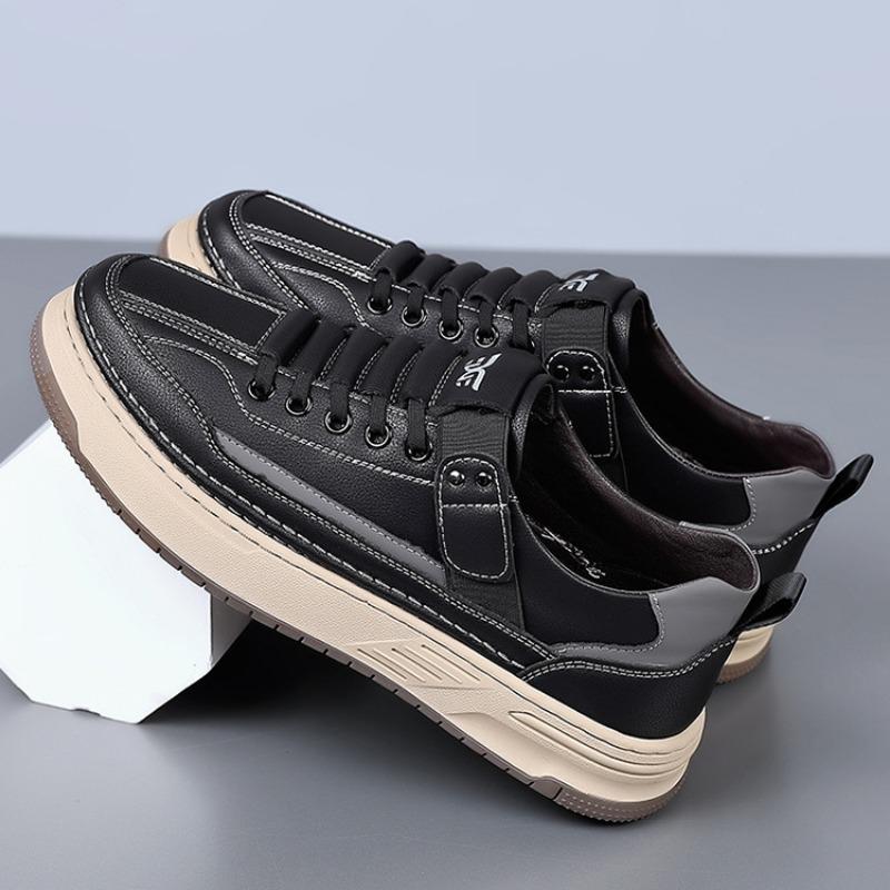 Modische britische Leder-Plateau-Sneaker für Herren Designer Weichsohlige Lässige Herren-Board-Schuhe Herbstmode Sport Zapatos Hombre