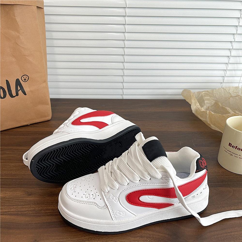 White and red color matching letter bread shoes women's spring new versatile sports and leisure board shoes