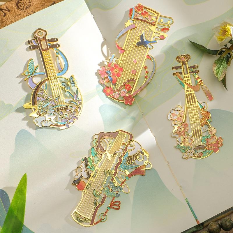 Student Reading Book Clip Vintage Butterfly Fan Metal Bookmark Hollow Flower Painting Bookmarks For Book Lovers Readers Gifts