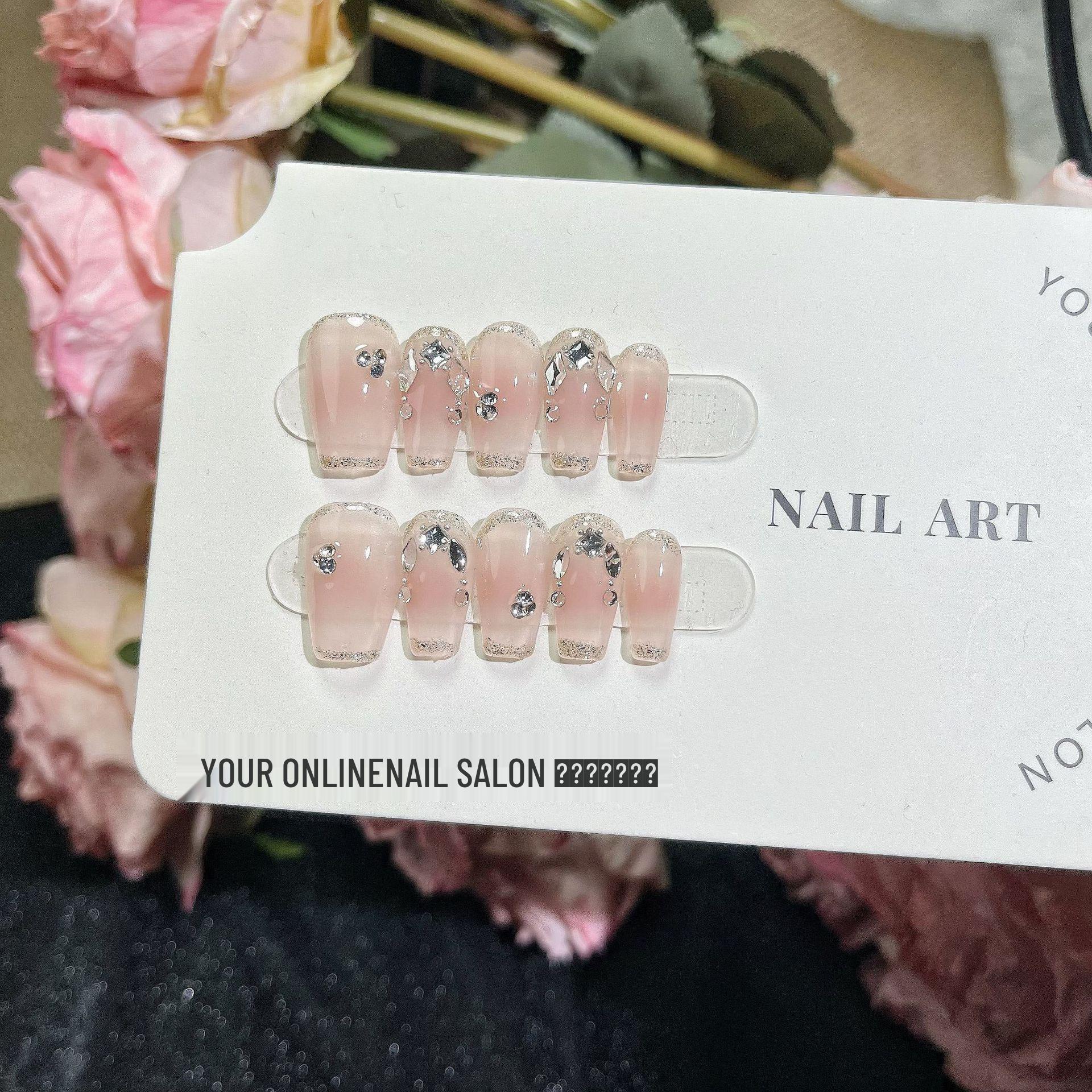 

Гелевые короткие французские ногти ручной работы со стразами - многоразовые патчи для нейл-арта Small