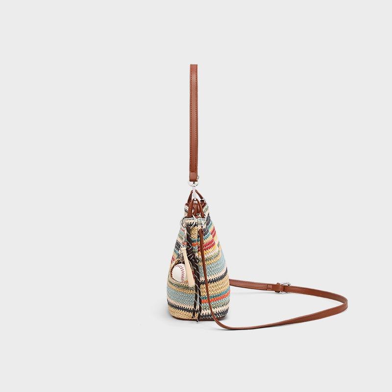 Woven bag New women's bag Summer shoulder messenger bag Underarm bag Fashion casual vacation straw bag