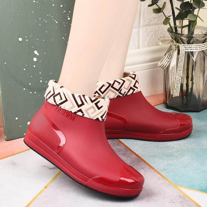 Fashion rain shoes women's short tube adult rain boots waterproof and non-slip rubber shoes overshoes wear durable water shoes