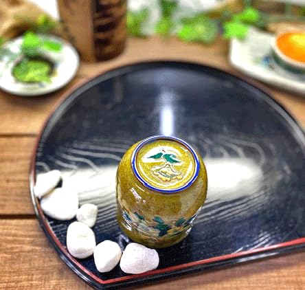 Ceașcă mică Kutani cu fir auriu pictat în galben, prună și pasăre, ceramică, 170 ml [Ceainic] [Ilustrație pe spate]