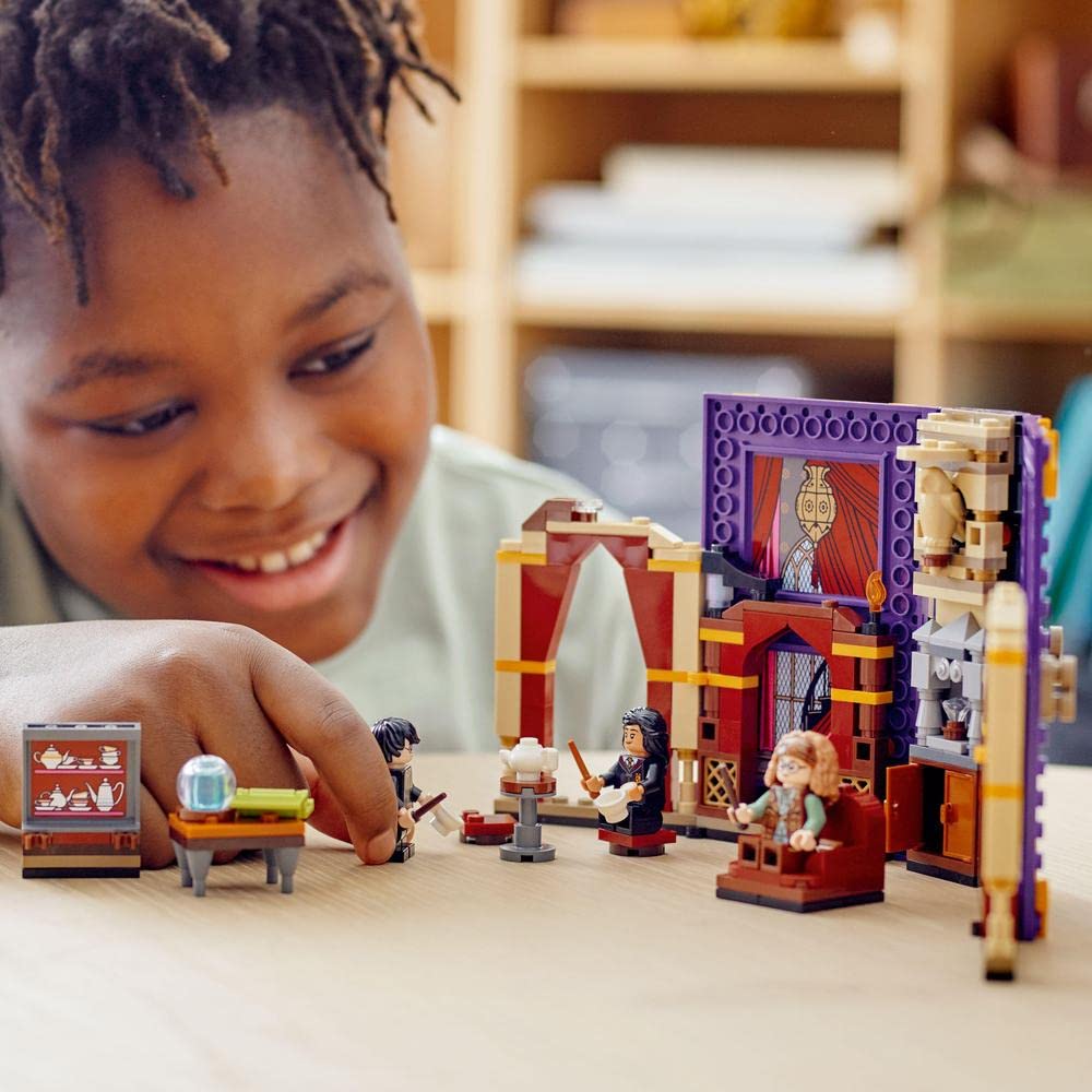 LEGO Harry Potter Hogwarts™ Divination Textbook 76396, a fantastic gift for boys and girls ages 8 and up.