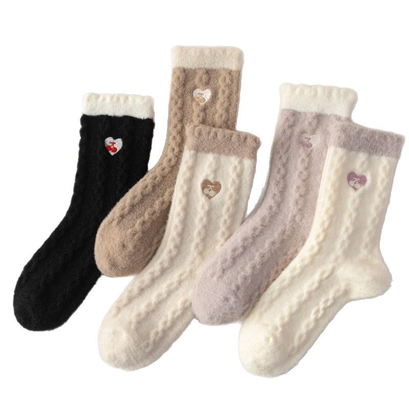 Thick and Warm Mid-calf Plush Socks for Autumn and Winter. Fluffy and Cute Embroidered Heart-shaped Winter Women's Socks