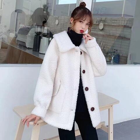 Thickened lamb wool integrated square collar pocket jacket women's autumn and winter plush large size single-breasted loose women's coat