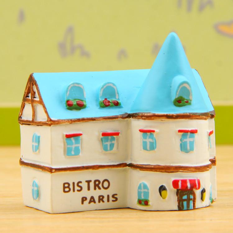 Japanese Style Resin Dog Plant Decor With Cartoon Design For Kitchen Or Restaurant Display