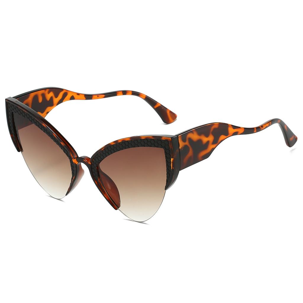 Women INS Brand Triangular Sunglasses Fashion Street Personalized Trends Sun Glasses Retro Cat Eyes Anti UV Beach Shades