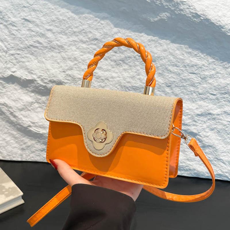 Popular small bag women 2025 new fashion retro messenger bag matte portable small square bag