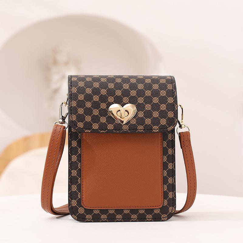 

Fashion retro printed shoulder bag, new spring mobile phone bag, women s bag, fashionable lock bag, one piece. коричневый